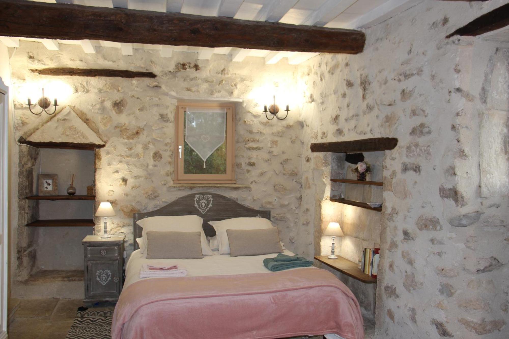 Holiday home Le Pigeonnier, Des Lucioles En Provence *